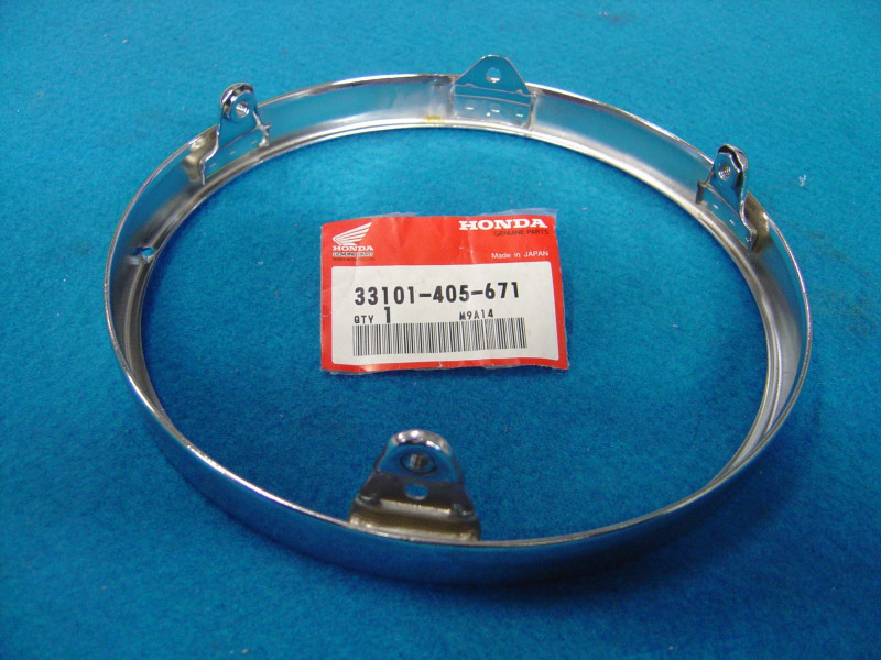 Cerclage de phare Honda 750 Four K7/F2 – Réf. 33101405671