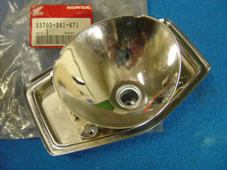 Embase feu arrière Honda 550K3 750K7 F2 – Réf. 33703341671