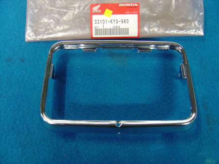 Cerclage de phare Honda CG125 93 - Réf. 33101KY0980