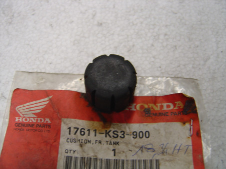 Silent Bloc Réservoir Honda MTX125RG - Réf. 17611KS3900