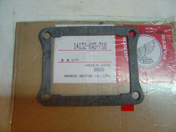 Joint B de boite à clapets de CR125R 84-86 idem 14132KA3306 HONDA 14132-KA3-710
