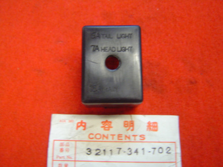 Couvercle boîte à fusibles Honda CB500K2 CB750F - Réf. 32117341702