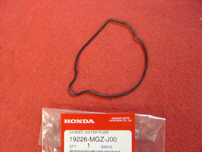 Joint couvercle pompe eau Honda CB500 CBR500 2013 - 19226-MGZ-J00
