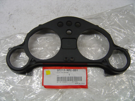 Boîtier supérieur tableau de bord Honda XL125V 37213-KPC-D51