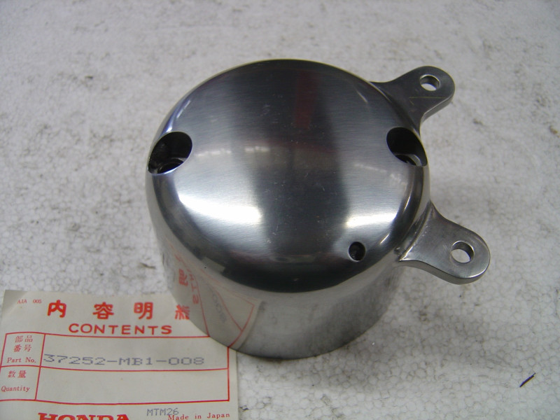 Cuvelage Alu Poli Compte-Tours Honda VF750C – Réf. 37252MB1008