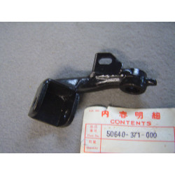 Support repose-pied avant gauche Honda GL1000 Gold Wing NOS