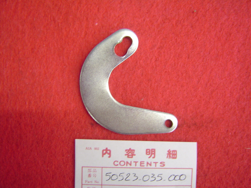 Demie lune béquille centrale Honda SS50 – Réf. 50523-035-000