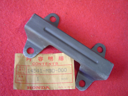 Patin supérieur chaîne (B) Honda VF750 – Réf. 14511MB0000