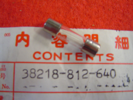 Fusible en verre 1,5A Honda 25mm - Réf. 38218-812-640