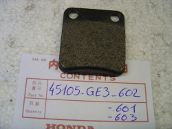 Plaquette de frein avant de MBX80 idem 45105GE3601 45105GE3603 vendue à l'un