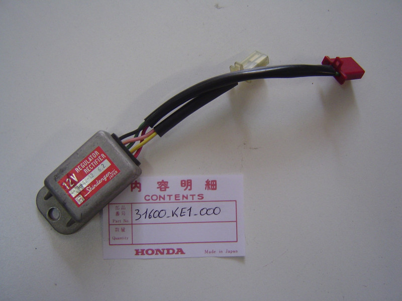 Régulateur Rectifieur Honda MTX125 MTX200 - Réf. 31600KE1000