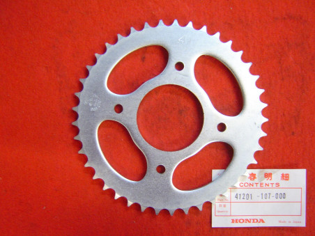 Couronne 41 dents Honda CB125S - Référence 41201107000