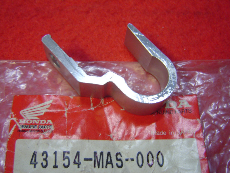 Agraphe durit frein arrière Honda CBR900 - Réf. 43154MAS000