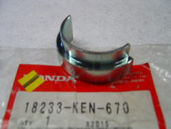 Demi lune d'échappement pour CMX250C3 CA125V 97