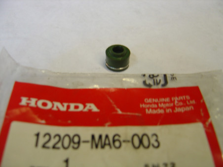 Joint queue de soupapes Honda 12209MA6003 – CBX CBR SH