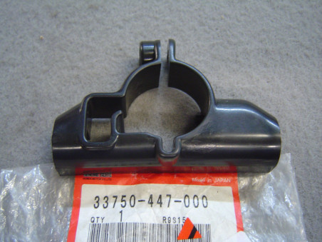 Support Catadioptre Avant Honda CM400 CB400 CB250 - Réf 33750-447-000