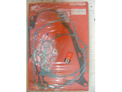 Pochette de joints bas moteur (b) de XL600RD 83 XL600LD ref de remplacement 06