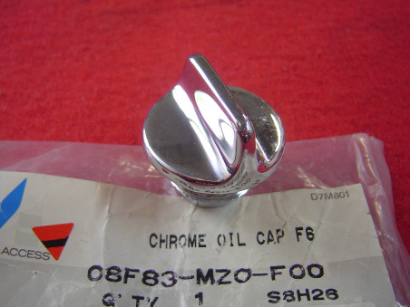 Bouchon d'huile chromé Honda F6C 1500 - Ref 08F83MZ0F00