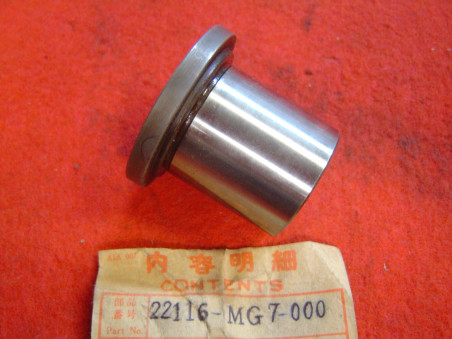 Entretoise cloche embrayage Honda XLV750 - 22116MG7000