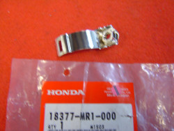 Support de grille d'echappement de VT600C 88-98