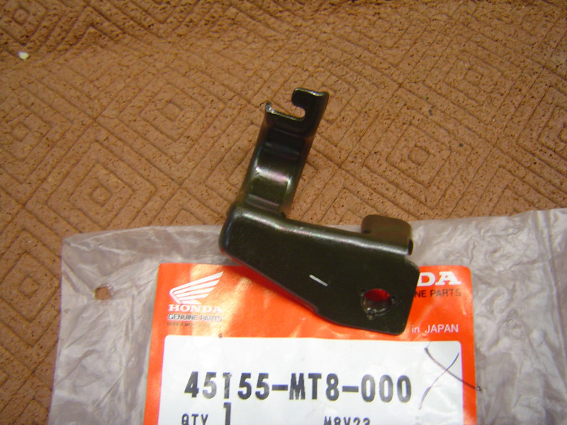 Support Durit Frein Avant Gauche Honda GL1500 - Réf. 45155MT8000