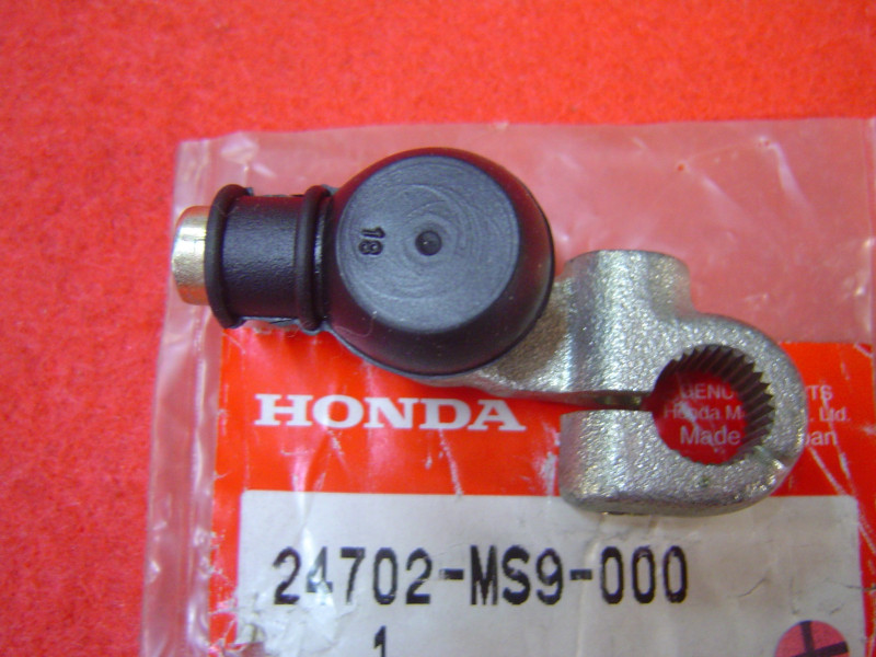 Rotule Bras Sélecteur Honda NTV650 88-97 | 24702-MS9-000