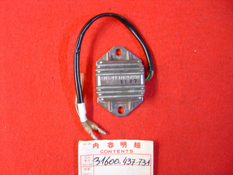 Régulateur de tension Honda XL125S Stanley 437-EE27 | Réf. 31600437731