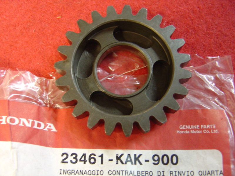 Pignon 4ème 23 dents arbre sortie boîte Honda – 23461KAK900