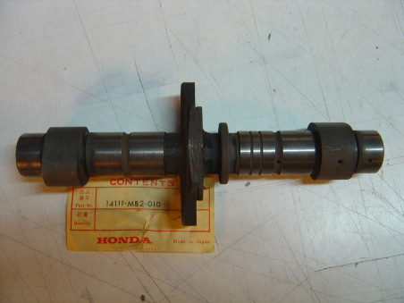 Arbre à cames admission cylindre avant Honda VF750F - 14111-MB2-010