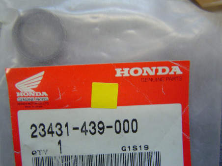 Bague pignon fou démarrage Honda TL125 CG125 XL125S - Réf. 23431439000