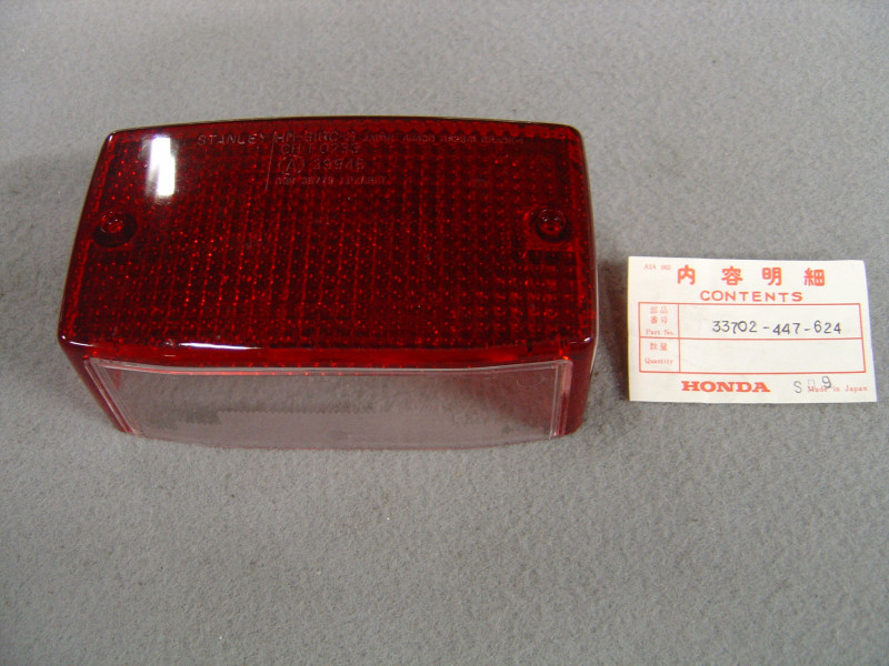 Cabochon feu arrière Honda - Réf. 33702447624