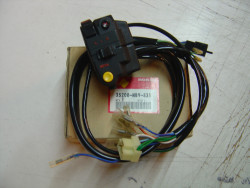 Commodo gauche de GL1100C  valeur Honda €