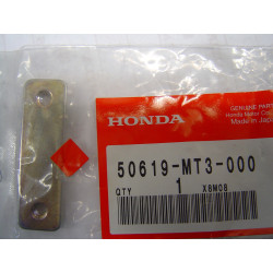 Plaque montage repose-pieds avant Honda - 50619MT3000